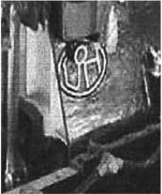De Havilland logo on engine block