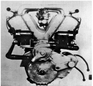 Vista posterior del Duesenberg V-12