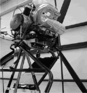 Elsa engine with three-blade propeller