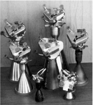 7 small Energomash engines