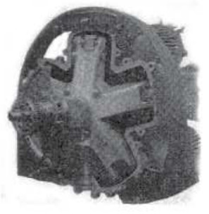 Fury axial, vista posterior