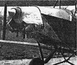 V4 en Moth