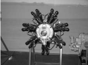 The exposed Kromhout engine