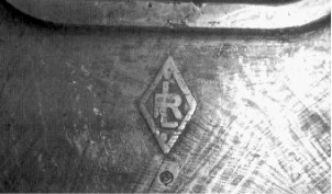 Cast marks on the Renault-Schneider