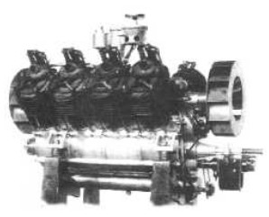 Fairingless Renault V8 with dual fan