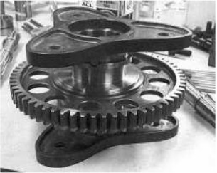 The unique double lobed crankshaft