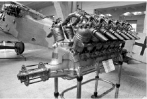Austro Daimler -  AD, V12 de 250 CV