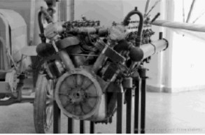 Austro-Daimler V12, 300 CV front view