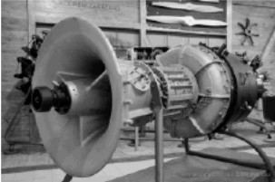 Another perspective of the Walter M-601B prototype engine