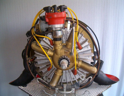 Circom CRX-P1 engine, front view