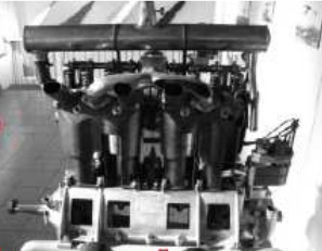 Curious magneto position on the Daimler E4F